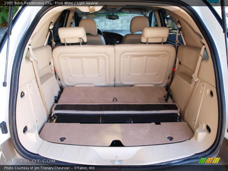 Frost White / Light Neutral 2005 Buick Rendezvous CXL