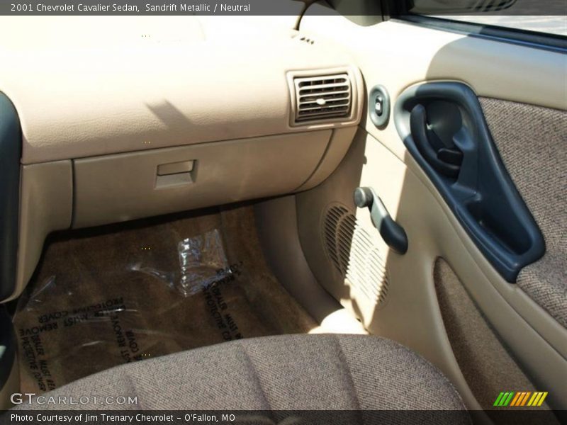 Sandrift Metallic / Neutral 2001 Chevrolet Cavalier Sedan