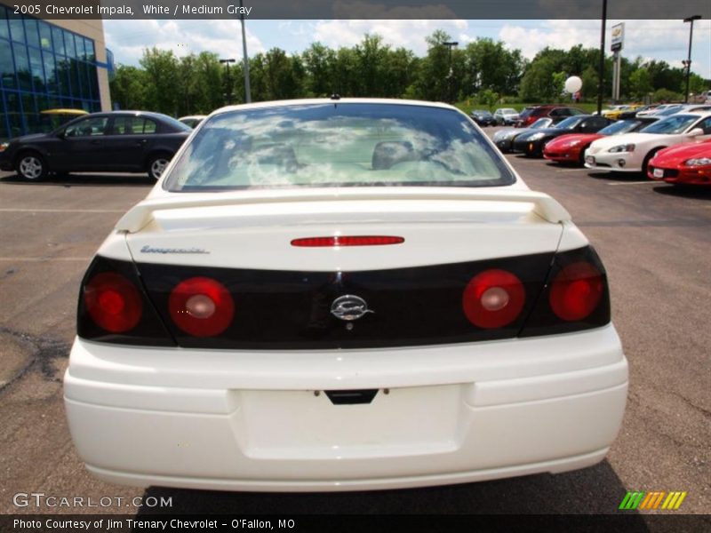 White / Medium Gray 2005 Chevrolet Impala