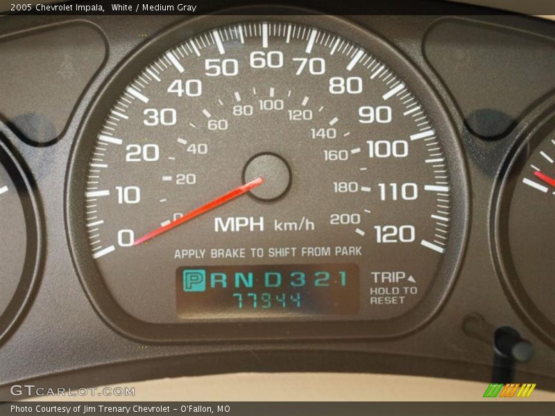 White / Medium Gray 2005 Chevrolet Impala