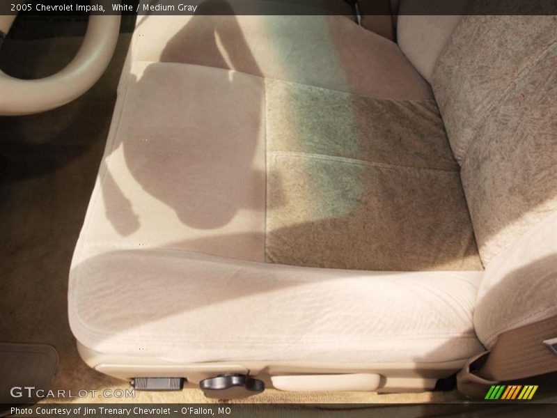 White / Medium Gray 2005 Chevrolet Impala