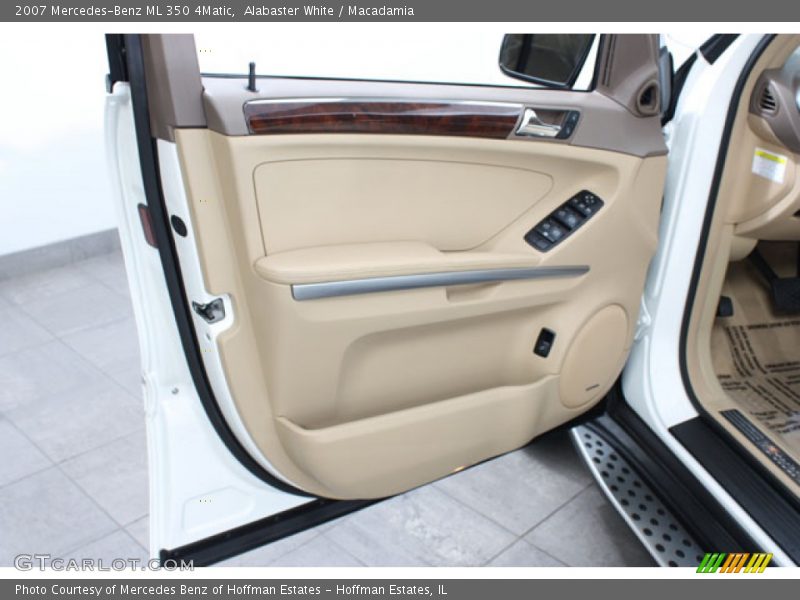 Alabaster White / Macadamia 2007 Mercedes-Benz ML 350 4Matic
