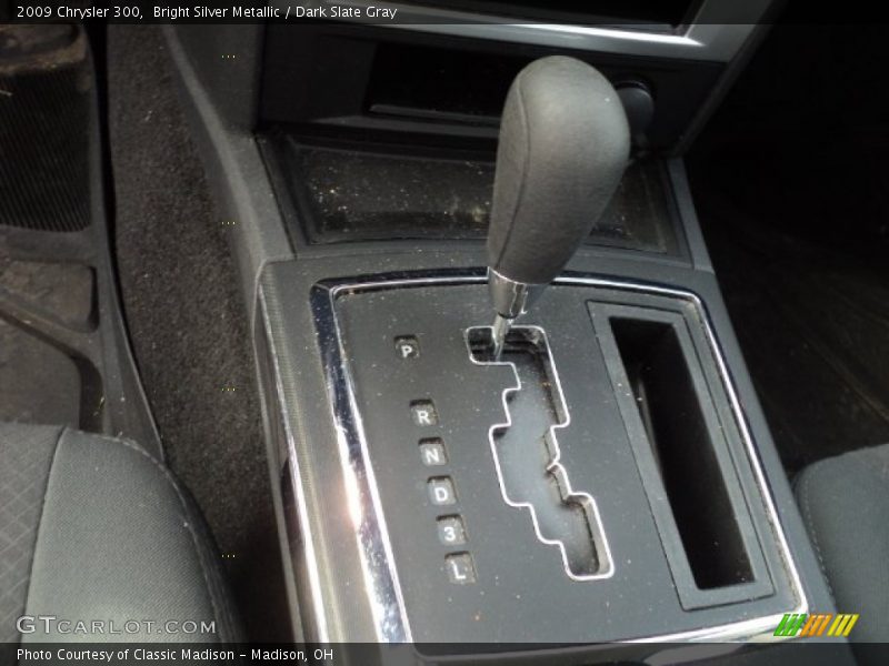 Bright Silver Metallic / Dark Slate Gray 2009 Chrysler 300