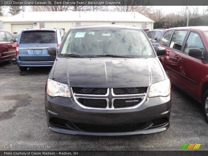 Dark Charcoal Pearl / Black/Light Graystone 2012 Dodge Grand Caravan SE