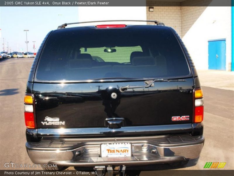 Onyx Black / Pewter/Dark Pewter 2005 GMC Yukon SLE 4x4