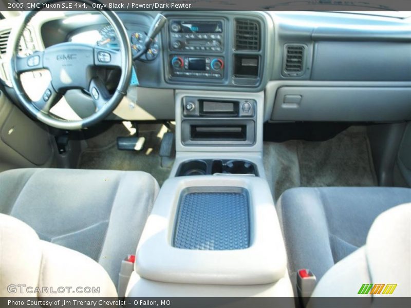 Onyx Black / Pewter/Dark Pewter 2005 GMC Yukon SLE 4x4