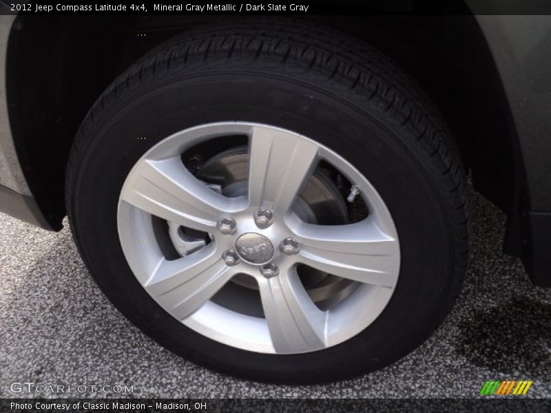 Mineral Gray Metallic / Dark Slate Gray 2012 Jeep Compass Latitude 4x4