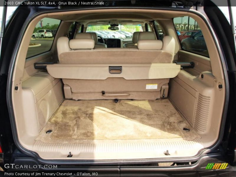 Onyx Black / Neutral/Shale 2003 GMC Yukon XL SLT 4x4