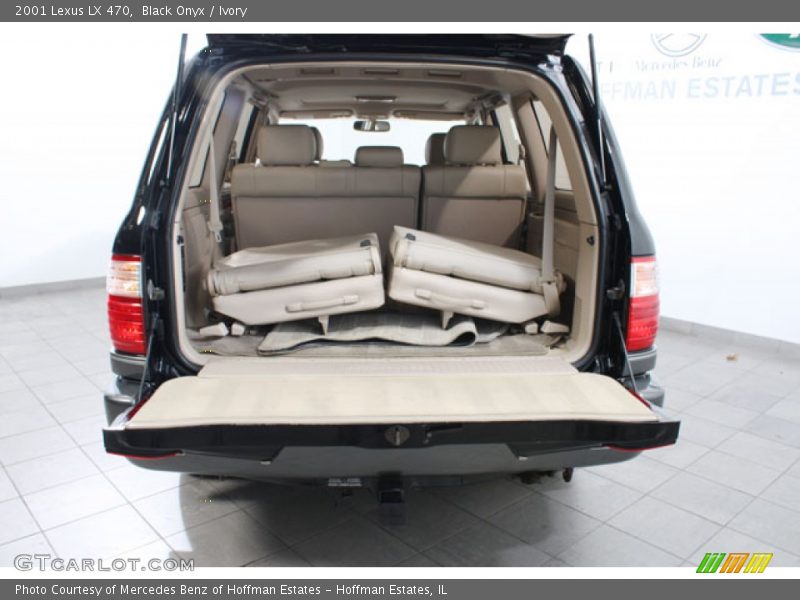 Black Onyx / Ivory 2001 Lexus LX 470