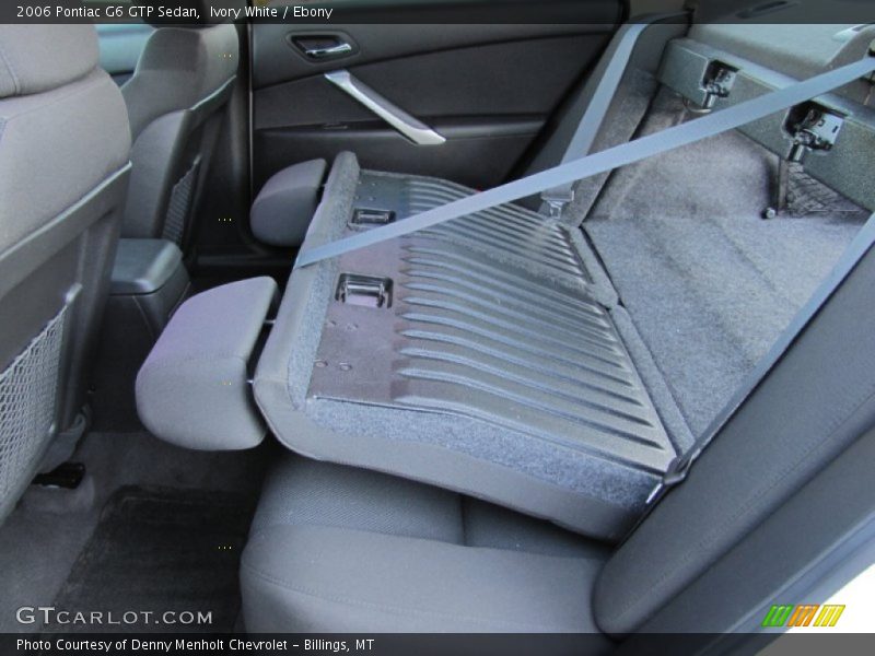 Ivory White / Ebony 2006 Pontiac G6 GTP Sedan