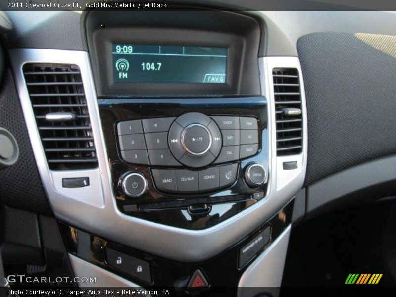 Gold Mist Metallic / Jet Black 2011 Chevrolet Cruze LT