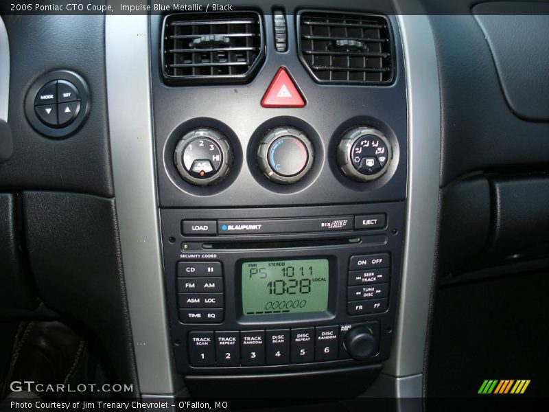 Controls of 2006 GTO Coupe