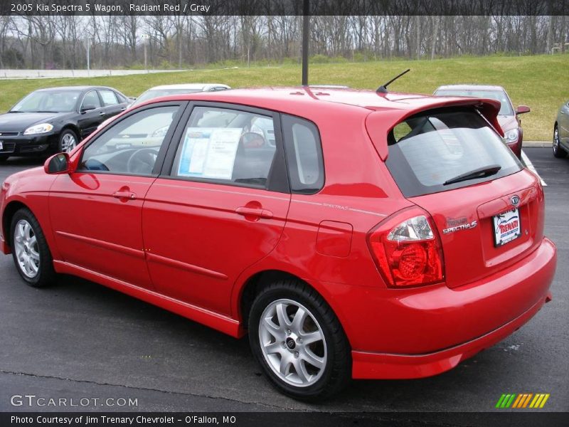 Radiant Red / Gray 2005 Kia Spectra 5 Wagon