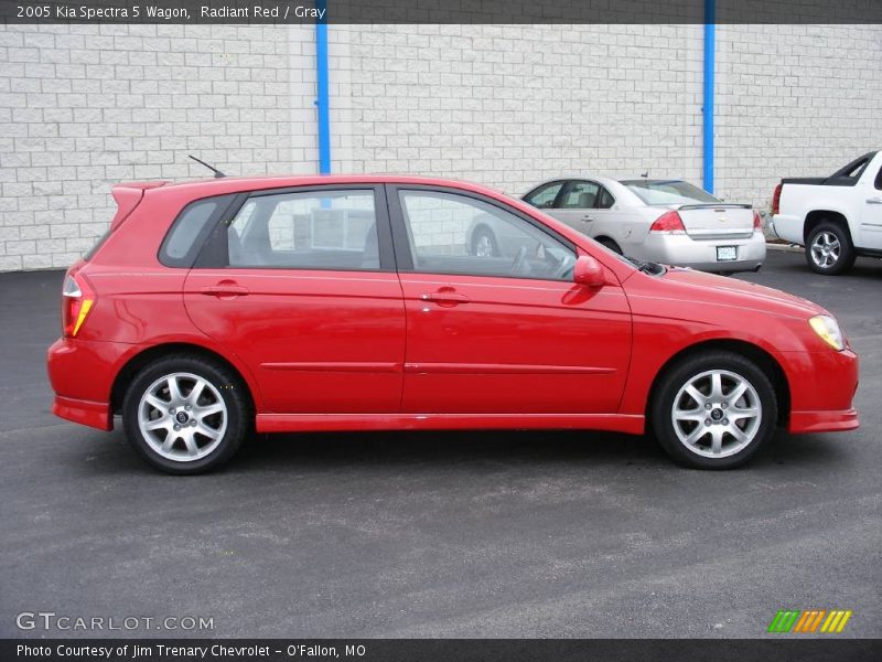  2005 Spectra 5 Wagon Radiant Red