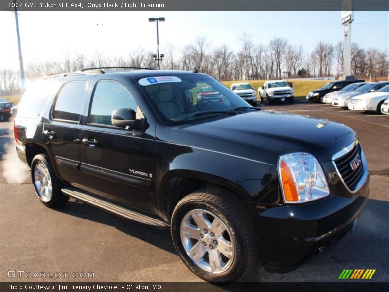Onyx Black / Light Titanium 2007 GMC Yukon SLT 4x4