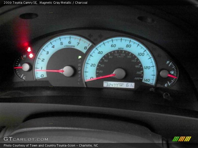 Magnetic Gray Metallic / Charcoal 2009 Toyota Camry SE