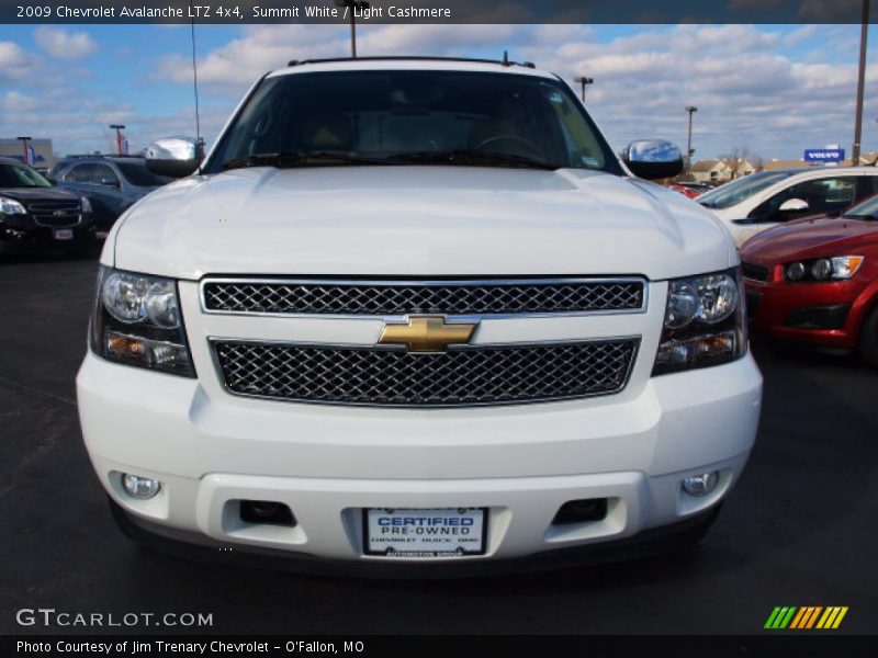 Summit White / Light Cashmere 2009 Chevrolet Avalanche LTZ 4x4