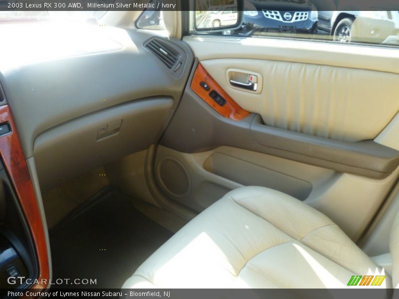 Millenium Silver Metallic / Ivory 2003 Lexus RX 300 AWD