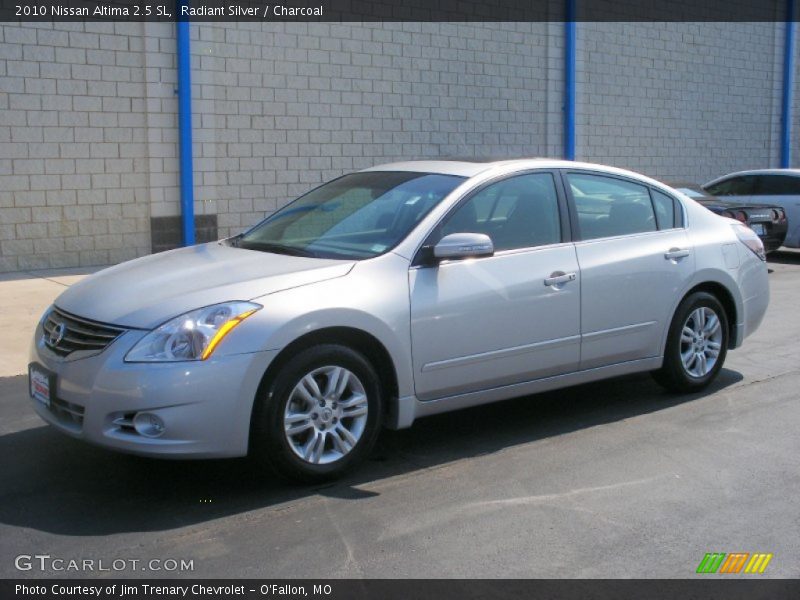 Radiant Silver / Charcoal 2010 Nissan Altima 2.5 SL