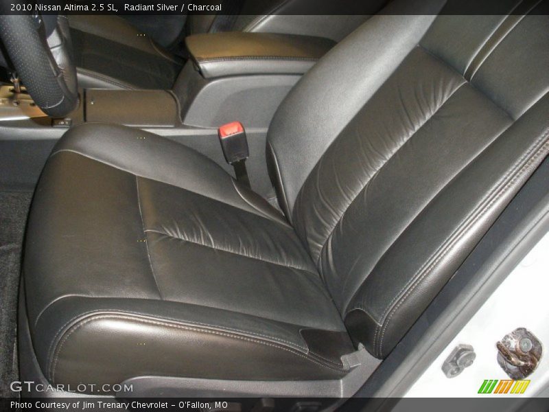 Radiant Silver / Charcoal 2010 Nissan Altima 2.5 SL