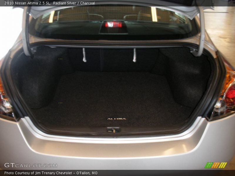 Radiant Silver / Charcoal 2010 Nissan Altima 2.5 SL