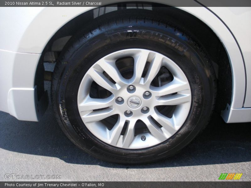 Radiant Silver / Charcoal 2010 Nissan Altima 2.5 SL