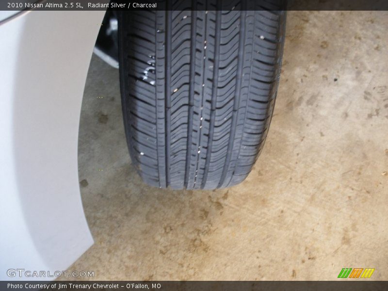 Radiant Silver / Charcoal 2010 Nissan Altima 2.5 SL