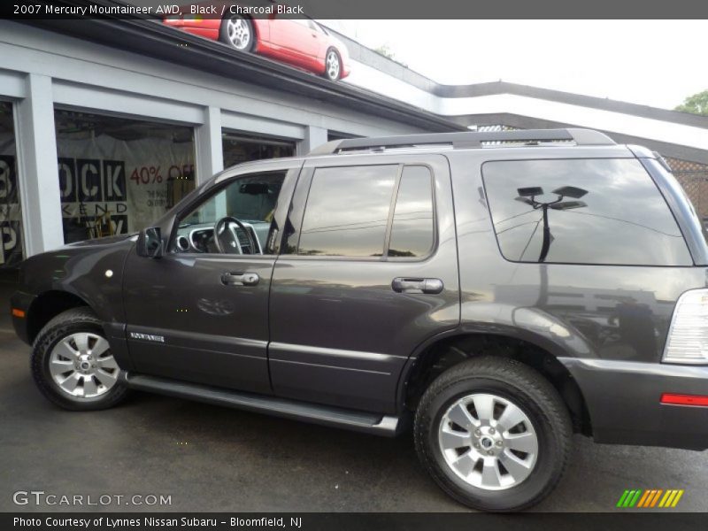 Black / Charcoal Black 2007 Mercury Mountaineer AWD