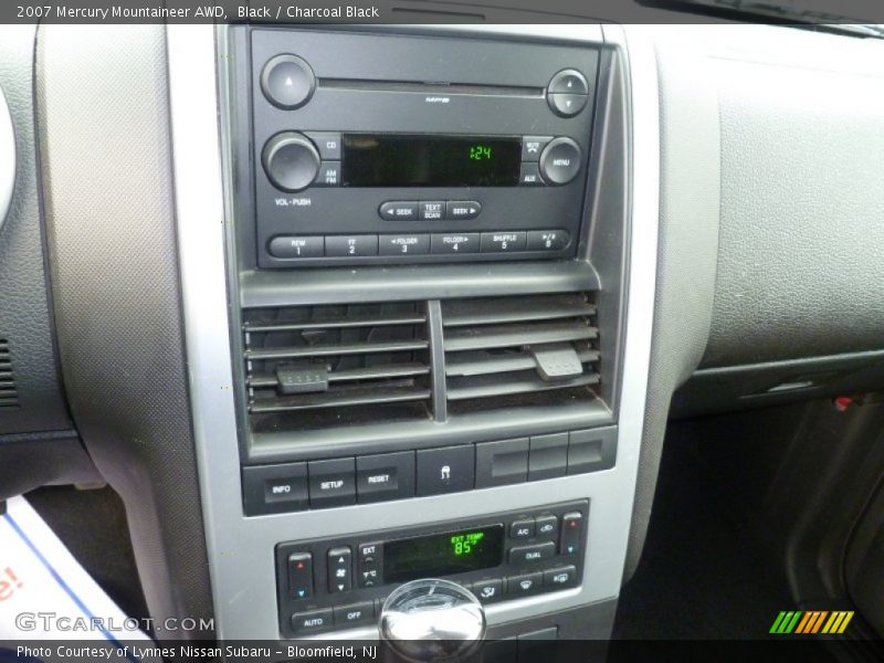 Black / Charcoal Black 2007 Mercury Mountaineer AWD