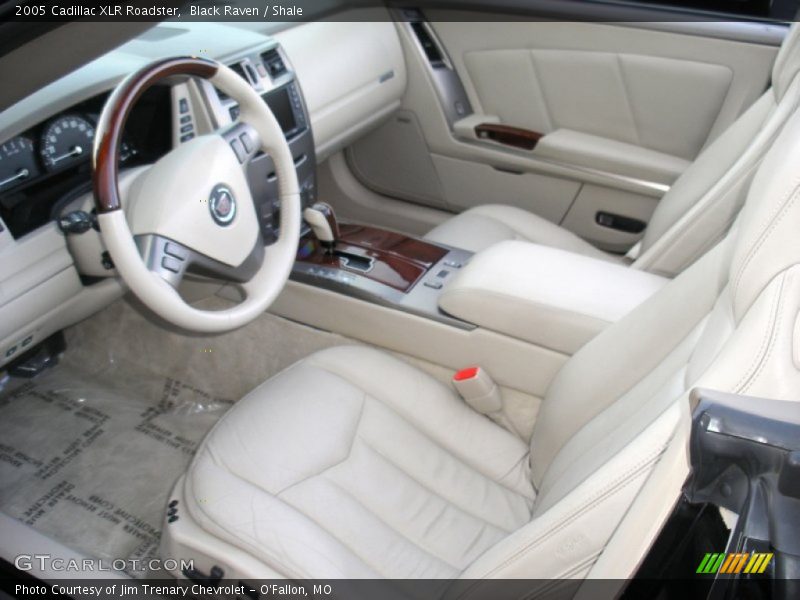  2005 XLR Roadster Shale Interior