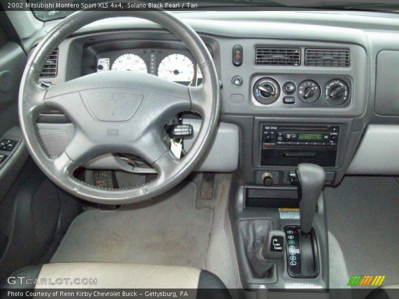Solano Black Pearl / Tan 2002 Mitsubishi Montero Sport XLS 4x4