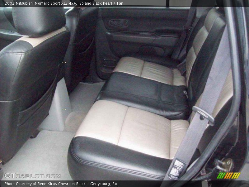  2002 Montero Sport XLS 4x4 Tan Interior