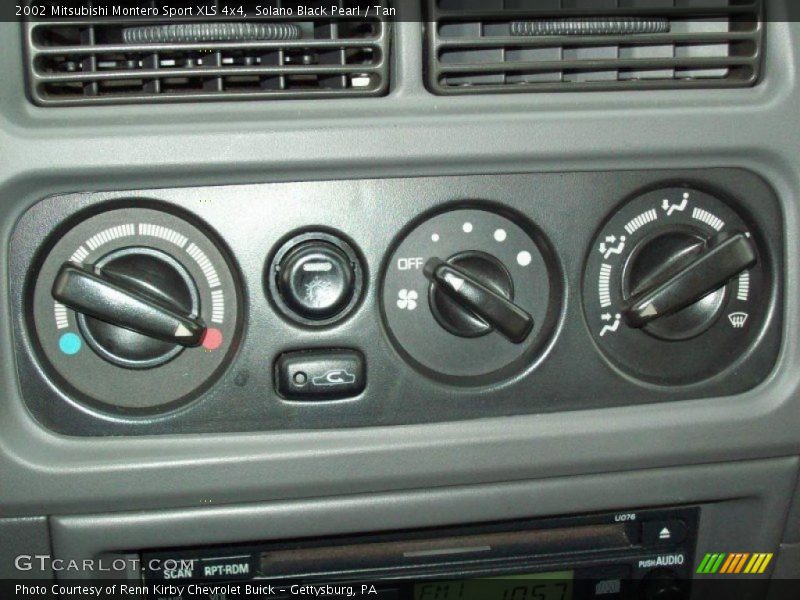 Solano Black Pearl / Tan 2002 Mitsubishi Montero Sport XLS 4x4