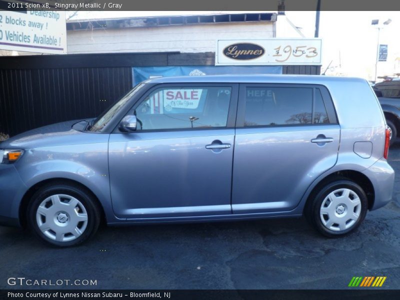 Stingray Metallic / Gray 2011 Scion xB