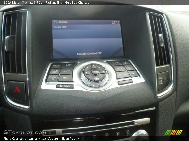 Radiant Silver Metallic / Charcoal 2009 Nissan Maxima 3.5 SV
