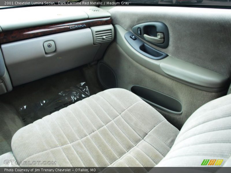Dark Carmine Red Metallic / Medium Gray 2001 Chevrolet Lumina Sedan