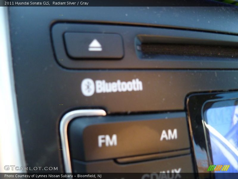 Radiant Silver / Gray 2011 Hyundai Sonata GLS