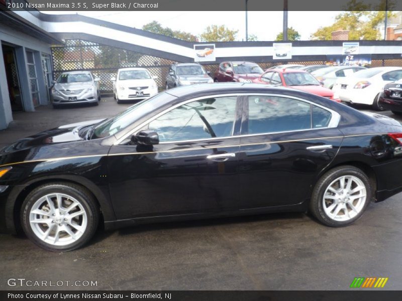 Super Black / Charcoal 2010 Nissan Maxima 3.5 S