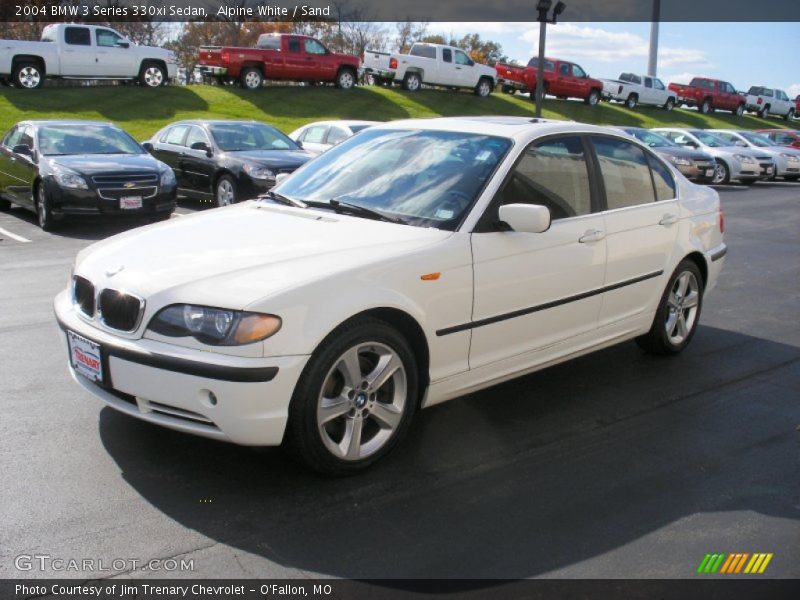 Alpine White / Sand 2004 BMW 3 Series 330xi Sedan