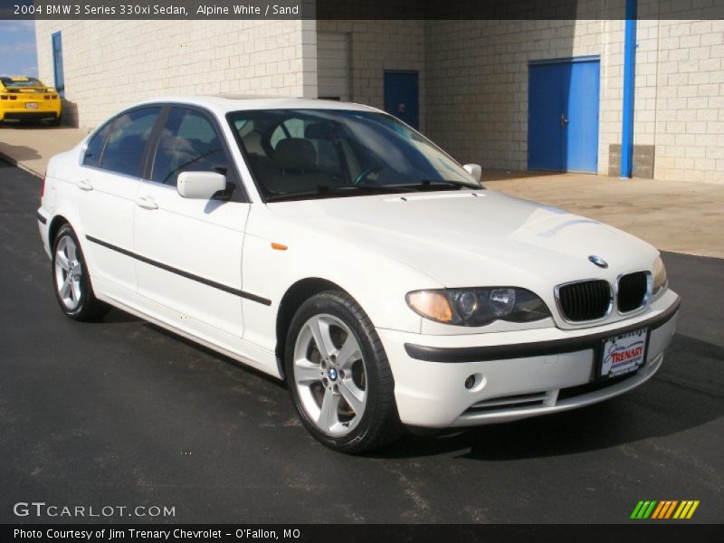 Alpine White / Sand 2004 BMW 3 Series 330xi Sedan