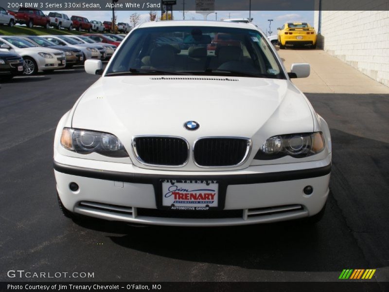 Alpine White / Sand 2004 BMW 3 Series 330xi Sedan