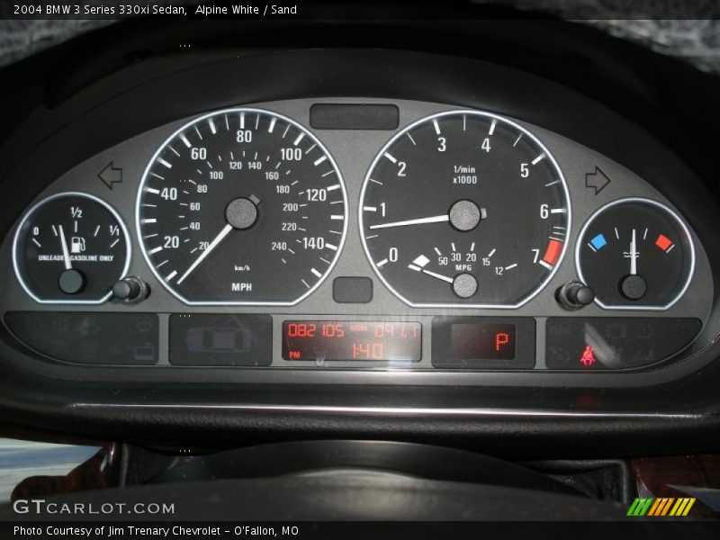 Alpine White / Sand 2004 BMW 3 Series 330xi Sedan