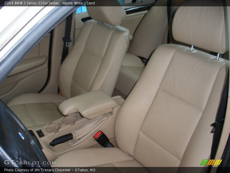 Alpine White / Sand 2004 BMW 3 Series 330xi Sedan
