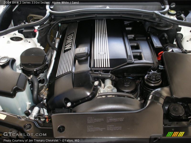 Alpine White / Sand 2004 BMW 3 Series 330xi Sedan
