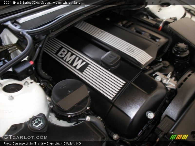 Alpine White / Sand 2004 BMW 3 Series 330xi Sedan