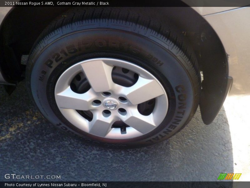 Gotham Gray Metallic / Black 2011 Nissan Rogue S AWD