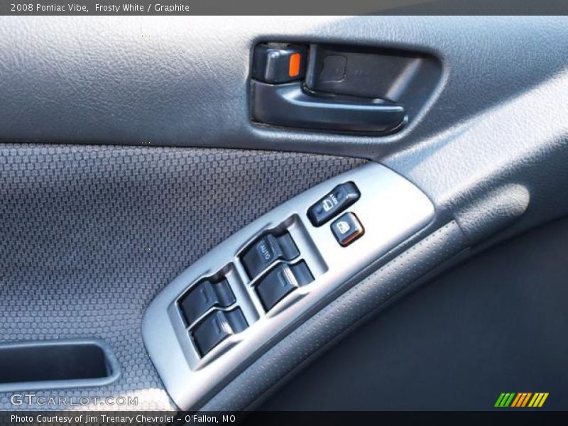 Frosty White / Graphite 2008 Pontiac Vibe