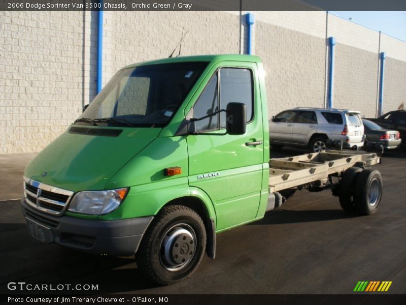 Front 3/4 View of 2006 Sprinter Van 3500 Chassis
