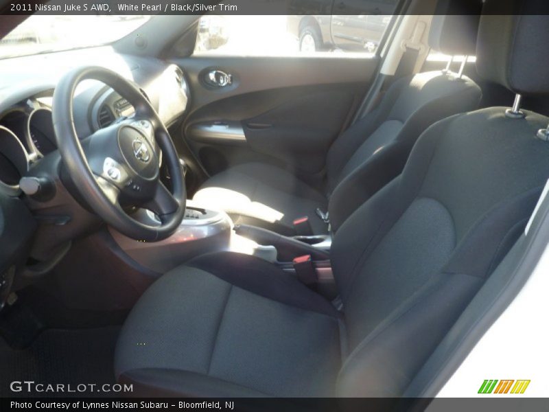 White Pearl / Black/Silver Trim 2011 Nissan Juke S AWD