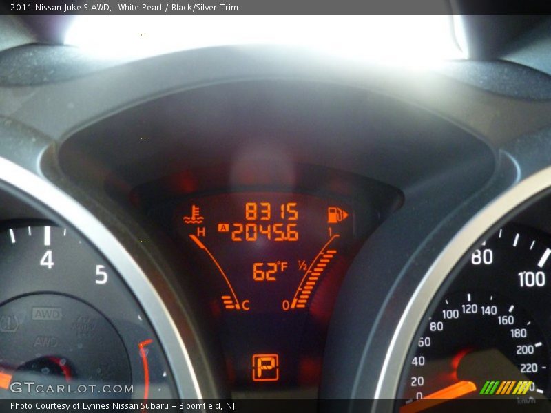 White Pearl / Black/Silver Trim 2011 Nissan Juke S AWD